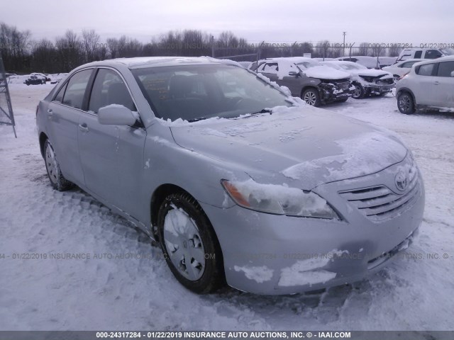4T1BE46K87U146042 - 2007 TOYOTA CAMRY NEW GENERAT CE/LE/XLE/SE SILVER photo 1
