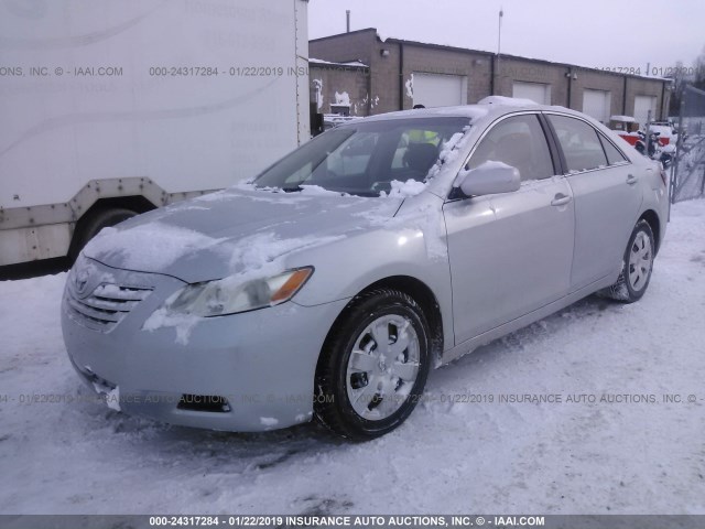 4T1BE46K87U146042 - 2007 TOYOTA CAMRY NEW GENERAT CE/LE/XLE/SE SILVER photo 2