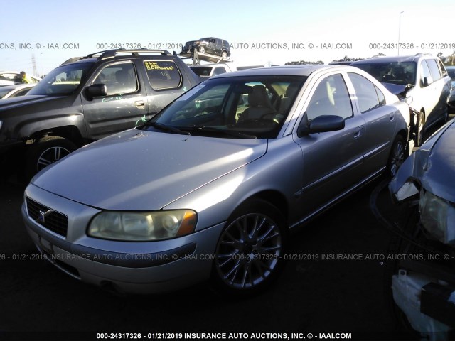 YV1RS547652453454 - 2005 VOLVO S60 T5 GOLD photo 2