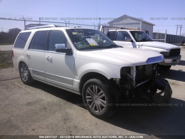 5LMFU27548LJ11505 - 2008 LINCOLN NAVIGATOR WHITE photo 1