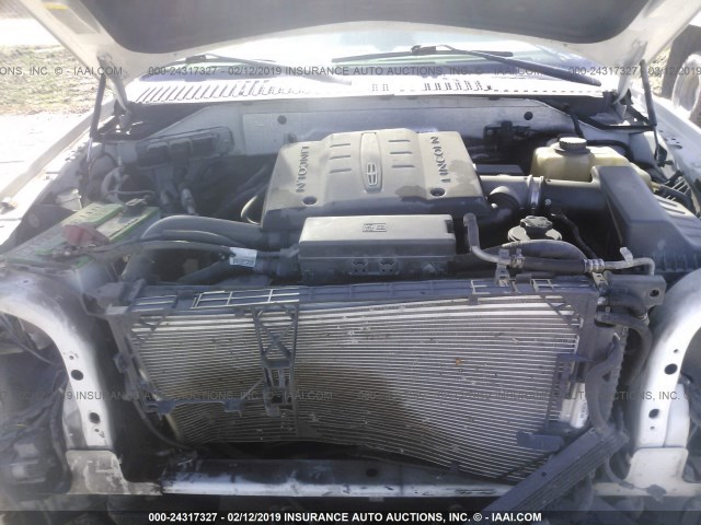 5LMFU27548LJ11505 - 2008 LINCOLN NAVIGATOR WHITE photo 10