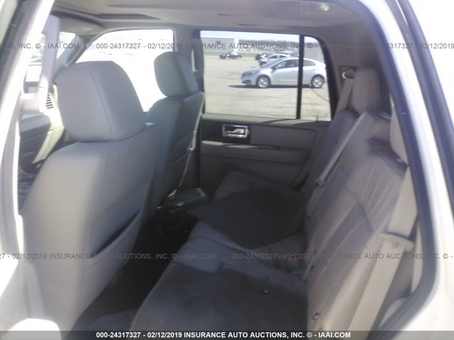 5LMFU27548LJ11505 - 2008 LINCOLN NAVIGATOR WHITE photo 8
