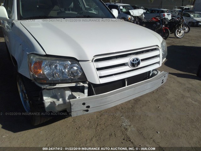 JTEGP21AX40023316 - 2004 TOYOTA HIGHLANDER LIMITED WHITE photo 6