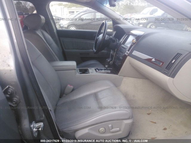 1G6DC67A950134722 - 2005 CADILLAC STS GRAY photo 5