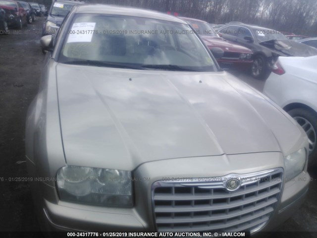 2C3LA53G08H330684 - 2008 CHRYSLER 300 TOURING BEIGE photo 6