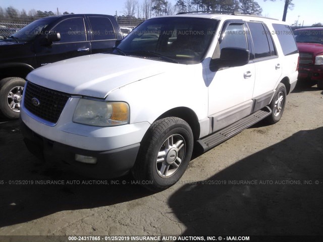 1FMRU15WX4LA12493 - 2004 FORD EXPEDITION XLT WHITE photo 2