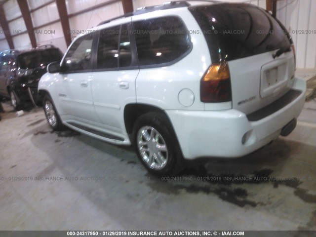 1GKES63MX72211579 - 2007 GMC ENVOY DENALI WHITE photo 3