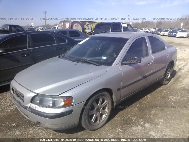 YV1RS61T542347339 - 2004 VOLVO S60 SILVER photo 2