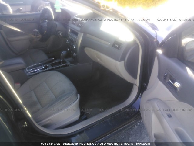 3FAHP0GA7AR291455 - 2010 FORD FUSION S GRAY photo 5