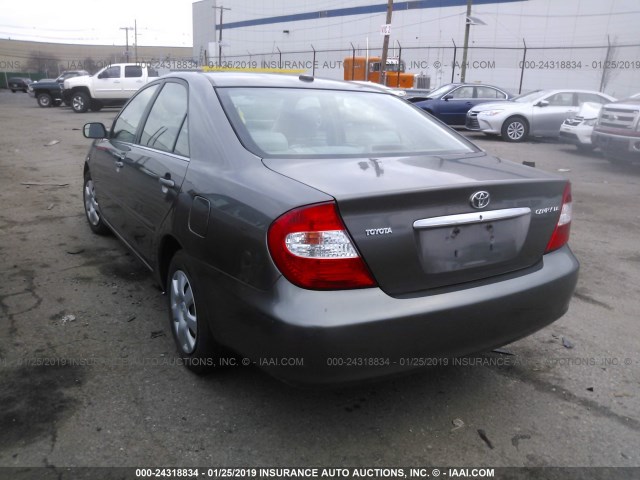 4T1BE32K13U769769 - 2003 TOYOTA CAMRY LE/XLE/SE GRAY photo 3