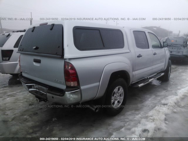 5TELU42N08Z482109 - 2008 TOYOTA TACOMA DOUBLE CAB SILVER photo 4