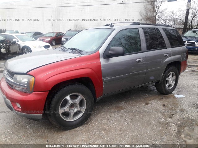 1GNDS13S482193968 - 2008 CHEVROLET TRAILBLAZER LS/LT GRAY photo 2