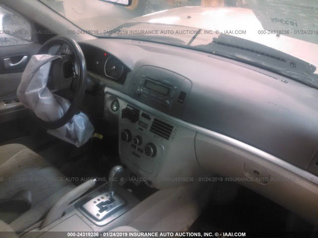 5NPET46CX6H068663 - 2006 HYUNDAI SONATA GL GOLD photo 5