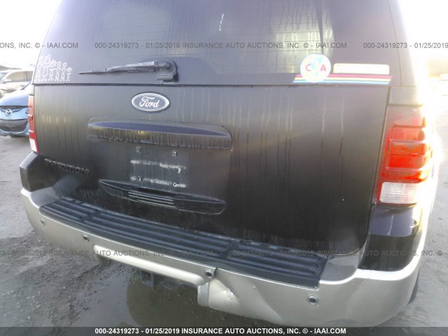 1FMPU17L24LA37365 - 2004 FORD EXPEDITION EDDIE BAUER BLACK photo 6