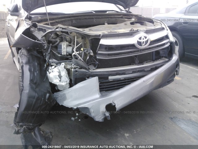 5TDKKRFH3GS150292 - 2016 TOYOTA HIGHLANDER XLE GRAY photo 6