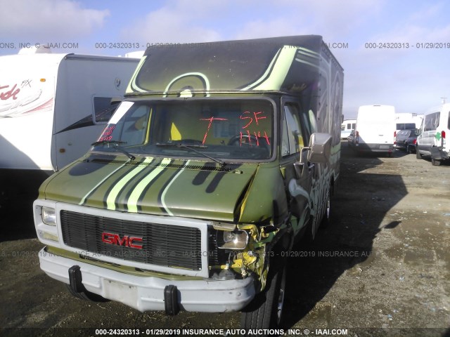 2GDGG31K4N4504312 - 1992 GMC CUTAWAY VAN G3500 GREEN photo 2