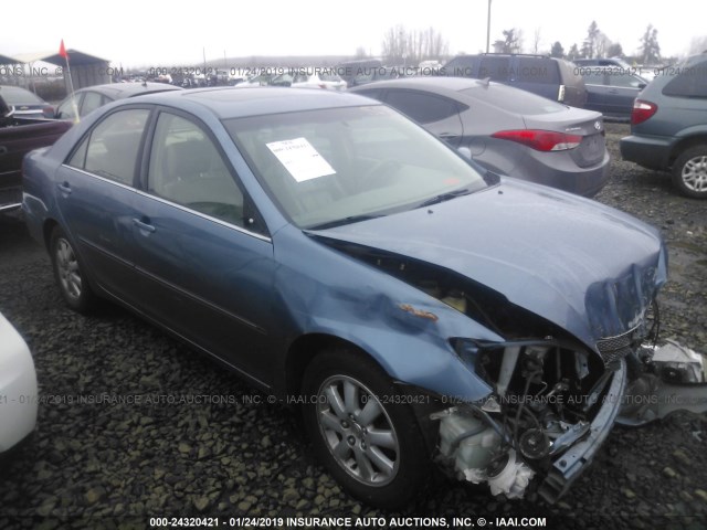 JTDBE30K130181272 - 2003 TOYOTA CAMRY LE/XLE BLUE photo 1