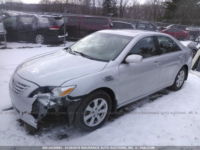 4T1BE46K97U093609 - 2007 TOYOTA CAMRY NEW GENERAT CE/LE/XLE/SE SILVER photo 2