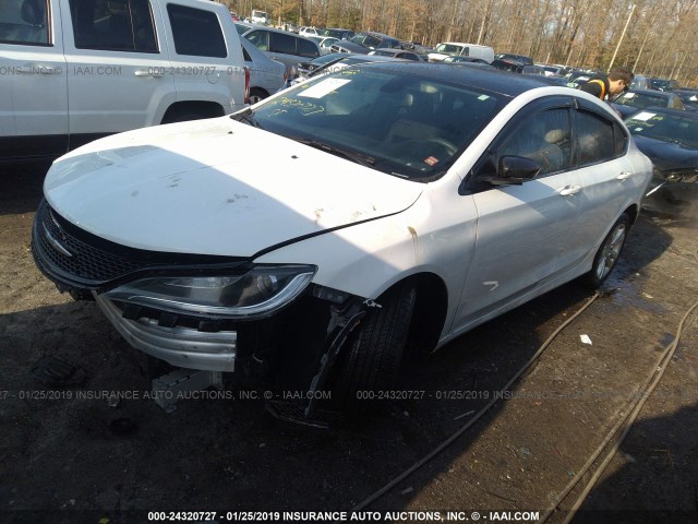 1C3CCCAB8GN120118 - 2016 CHRYSLER 200 LIMITED WHITE photo 2