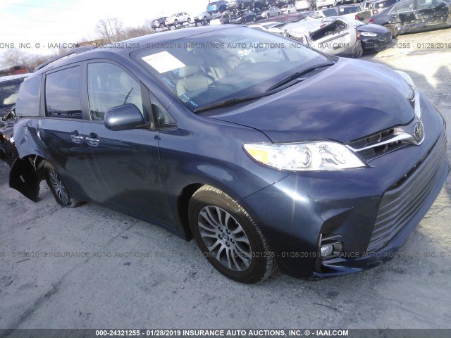 5TDYZ3DC8JS942486 - 2018 TOYOTA SIENNA XLE/LIMITED BLUE photo 1