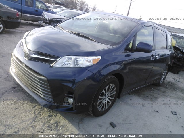 5TDYZ3DC8JS942486 - 2018 TOYOTA SIENNA XLE/LIMITED BLUE photo 2