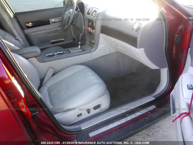 1LNHM86S94Y688016 - 2004 LINCOLN LS წითელი ფოტო 5