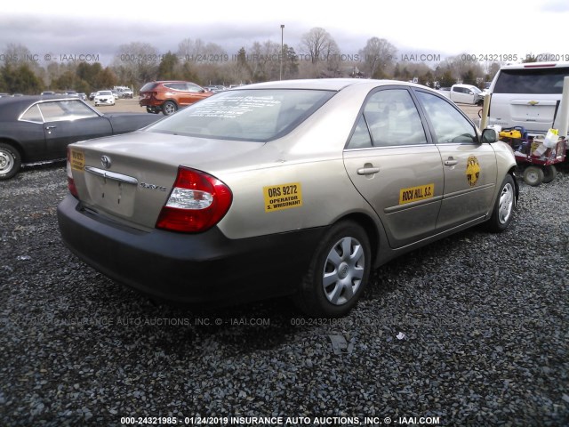 4T1BE32K52U013232 - 2002 TOYOTA CAMRY LE/XLE/SE BEIGE photo 4
