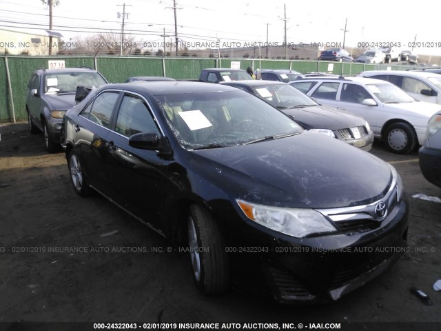 4T4BF1FK0CR192945 - 2012 TOYOTA CAMRY SE/LE/XLE 黑色 照片 1