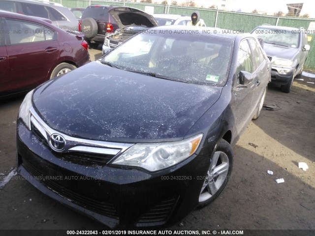 4T4BF1FK0CR192945 - 2012 TOYOTA CAMRY SE/LE/XLE 黑色 照片 2