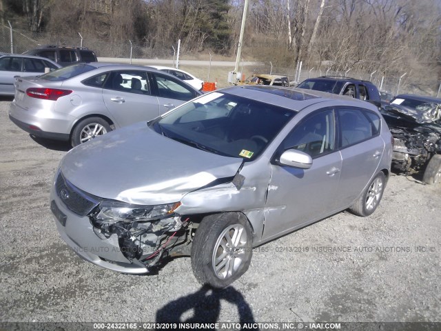 KNAFU5A25B5359682 - 2011 KIA FORTE EX SILVER photo 2