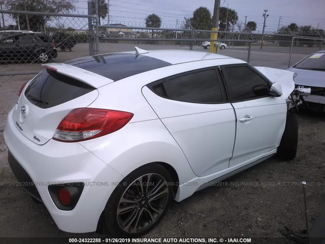 KMHTC6AE0GU279997 - 2016 HYUNDAI VELOSTER TURBO WHITE photo 4