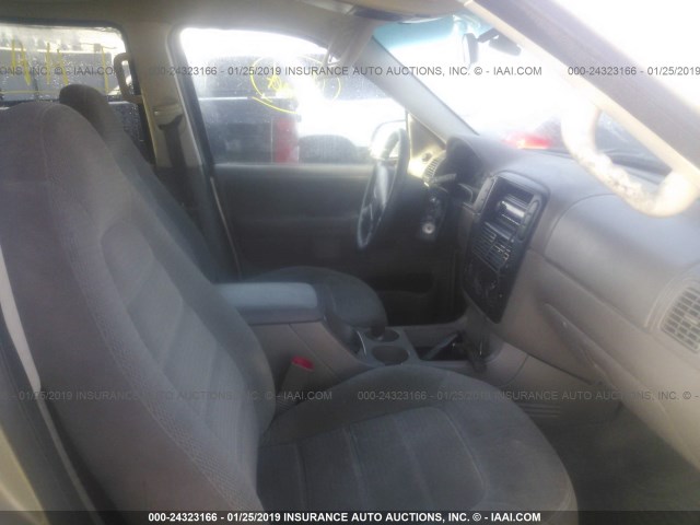 1FMZU73E52ZA15566 - 2002 FORD EXPLORER XLT GOLD photo 5