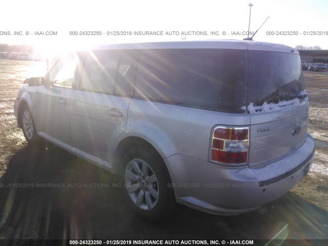 2FMDK51C49BA90472 - 2009 FORD FLEX SE SILVER photo 3