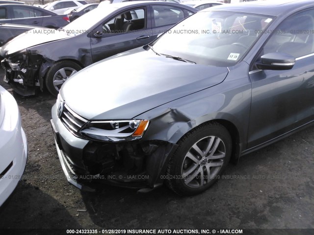 3VWLA7AJ5FM205584 - 2015 VOLKSWAGEN JETTA TDI GRAY photo 6