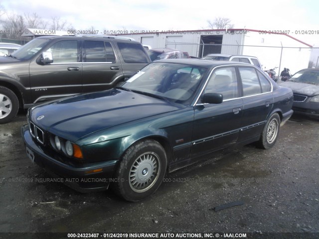 WBAHD6325SGK82165 - 1995 BMW 525 I AUTOMATIC GREEN photo 2