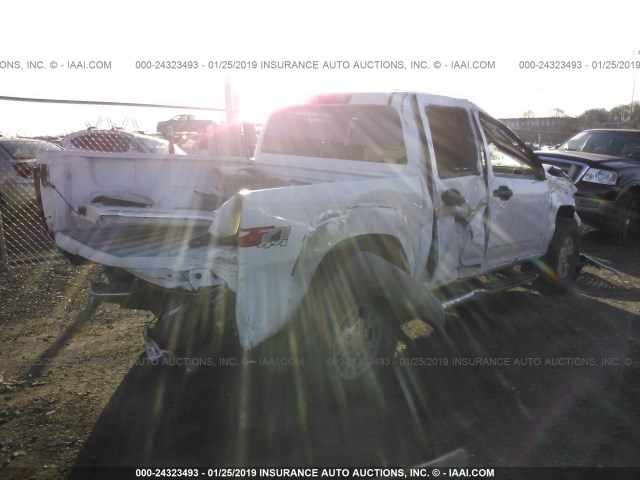 1GCDT136X68128206 - 2006 CHEVROLET COLORADO WHITE photo 4