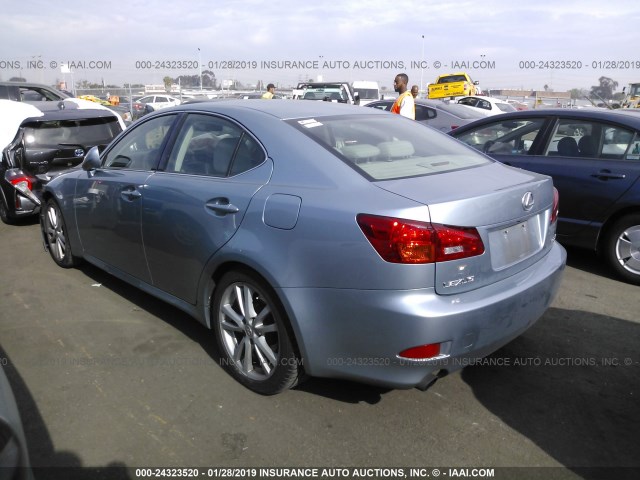 JTHBK262X62020680 - 2006 LEXUS IS 250 BLUE photo 3