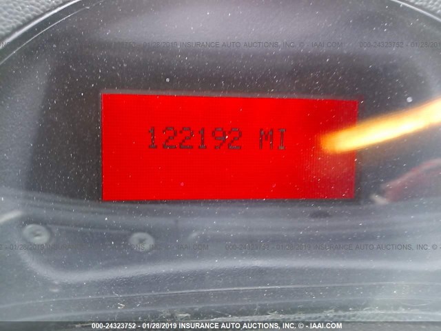 2G2WP552071134202 - 2007 PONTIAC GRAND PRIX SILVER photo 7