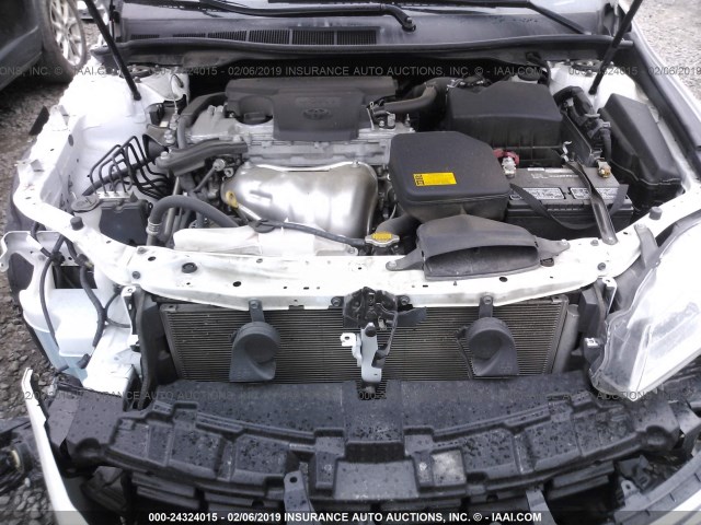 4T1BF1FK5FU022983 - 2015 TOYOTA CAMRY LE/XLE/SE/XSE თეთრი ფოტო 10
