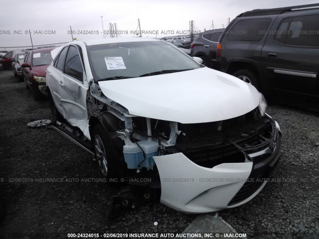 4T1BF1FK5FU022983 - 2015 TOYOTA CAMRY LE/XLE/SE/XSE თეთრი ფოტო 6