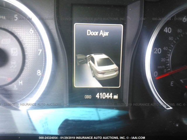 4T1BF1FK8FU108286 - 2015 TOYOTA CAMRY LE/XLE/SE/XSE GRAY photo 7