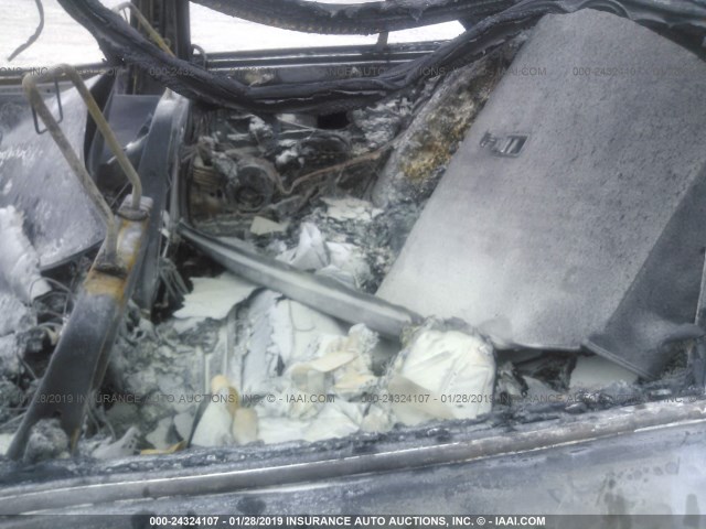 1LNHM87A33Y654593 - 2003 LINCOLN LS WHITE photo 8