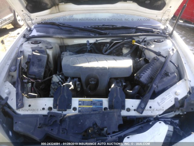 2G2WP552981174134 - 2008 PONTIAC GRAND PRIX WHITE photo 10