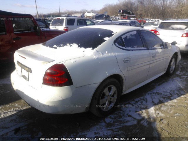 2G2WP552981174134 - 2008 PONTIAC GRAND PRIX WHITE photo 4