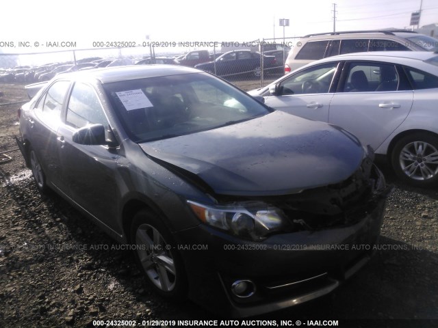4T1BF1FKXEU752306 - 2014 TOYOTA CAMRY L/SE/LE/XLE 灰色 照片 1