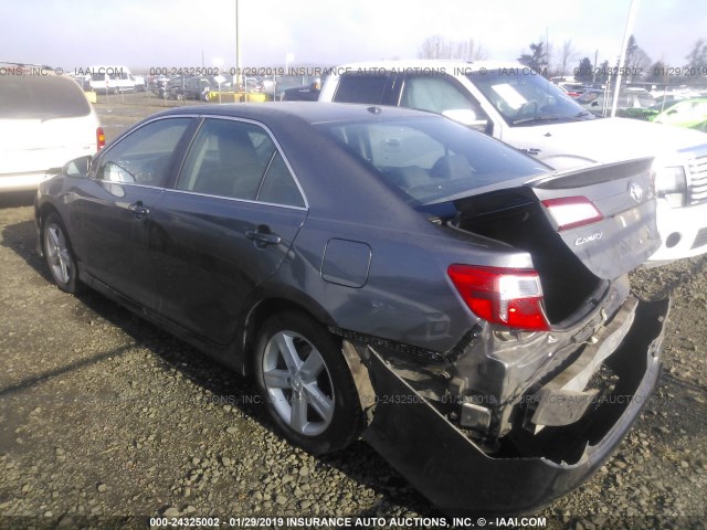 4T1BF1FKXEU752306 - 2014 TOYOTA CAMRY L/SE/LE/XLE 灰色 照片 3