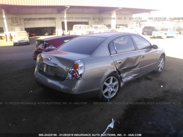 1N4BL11D14C192174 - 2004 NISSAN ALTIMA SE GOLD photo 4