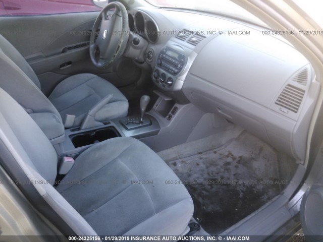 1N4BL11D14C192174 - 2004 NISSAN ALTIMA SE GOLD photo 5