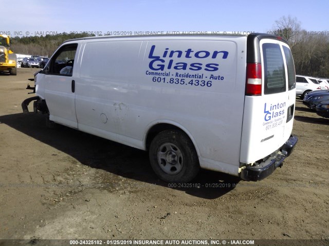 1GCFG15X381191470 - 2008 CHEVROLET EXPRESS G1500  WHITE photo 3