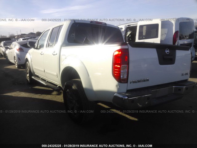 1N6AD0EVXEN705277 - 2014 NISSAN FRONTIER S/SV/SL/PRO-4X WHITE photo 3